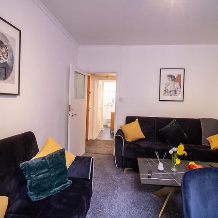 Chic Urban Retreat 1 Bedroom Gem In Covent Garden Лондон Екстериор снимка