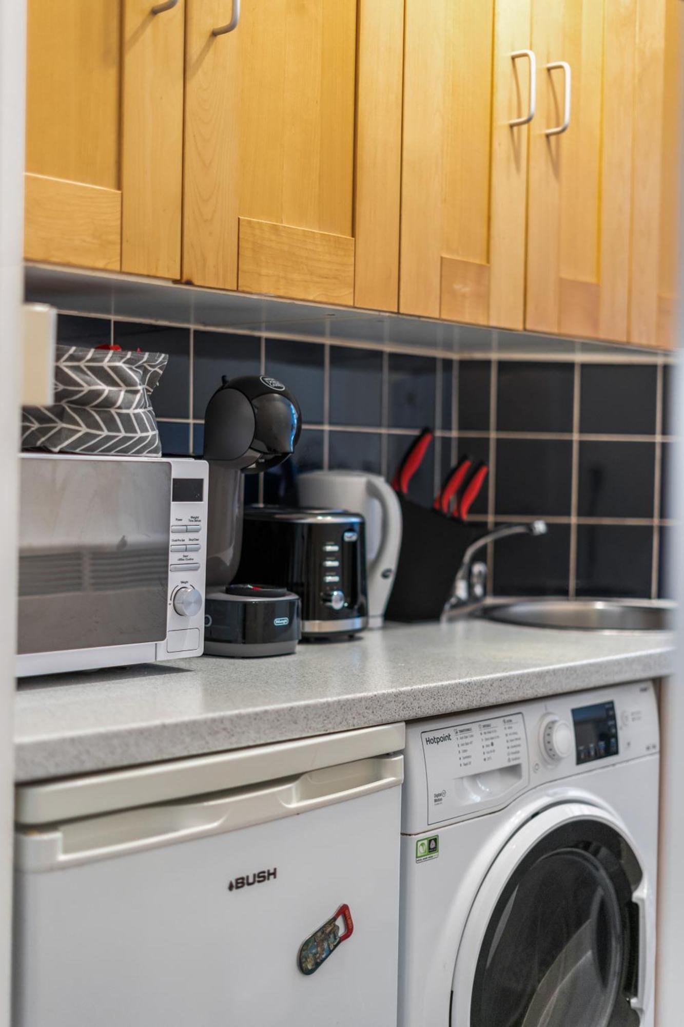 Chic Urban Retreat 1 Bedroom Gem In Covent Garden Лондон Екстериор снимка