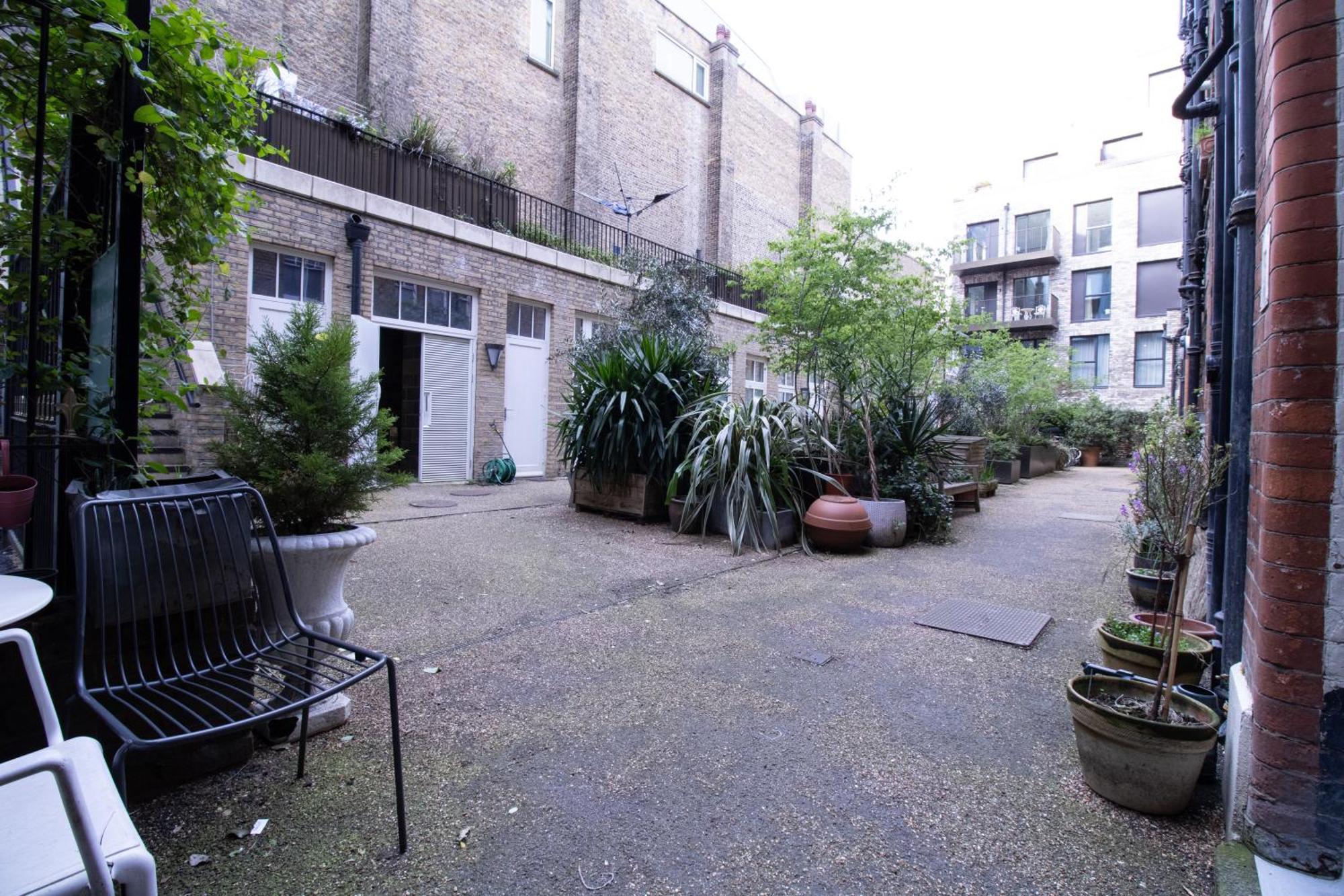 Chic Urban Retreat 1 Bedroom Gem In Covent Garden Лондон Екстериор снимка